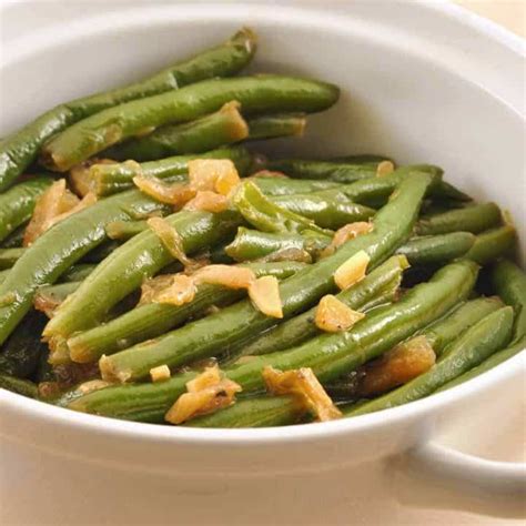 garlic-braised-green-beans-mygourmetconnection image
