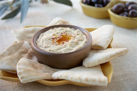 a-recipe-for-low-calorie-hummus-the-spruce-eats image