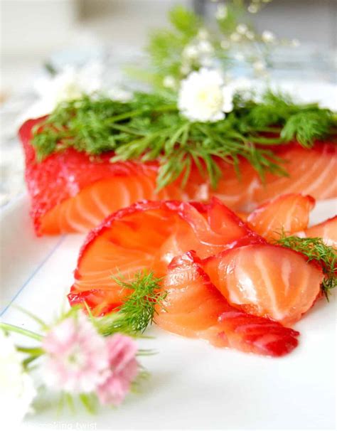 beet-cured-salmon-gravlax-with-horseradish-dels image
