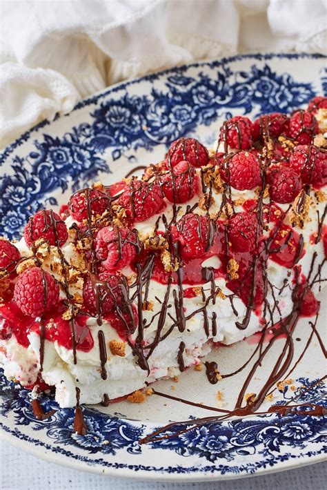 raspberry-meringue-roulade-recipe-great-british-chefs image