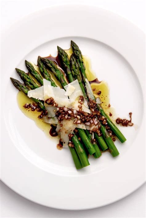 asparagus-recipe-with-balsamic-vinegar-parmesan image