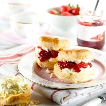 make-clotted-cream-in-a-slow-cooker-fearless-fresh image