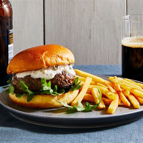 best-blue-cheese-burger-recipe-how-to-make image