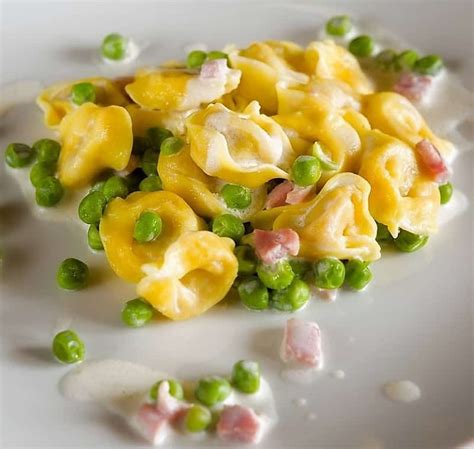 tortellini-alla-panna-with-ham-and-peas-jersey-girl-cooks image