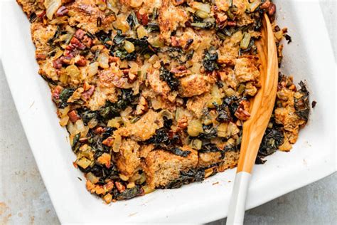 vegan-stuffing-with-kale-and-pecans-silver-hills image