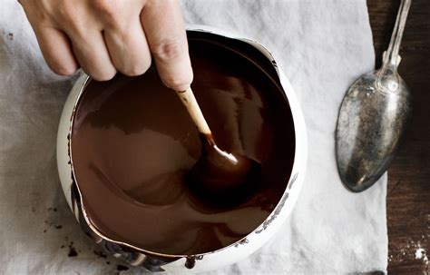 michel-rouxs-chocolate-sauce-dessert-recipes-goodto image