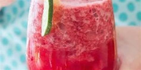 13-frozen-drink-cocktails-to-refresh-your-summer image