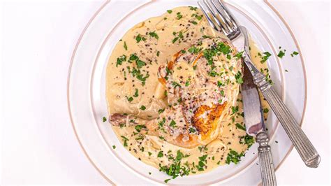 slow-cooker-white-wine-chicken-with-garlic-tarragon image