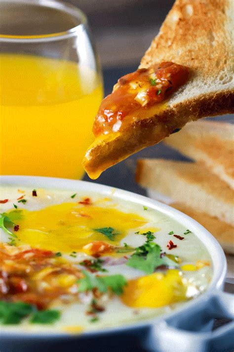 italian-baked-eggs-in-tomato-sauce-scrambled-chefs image