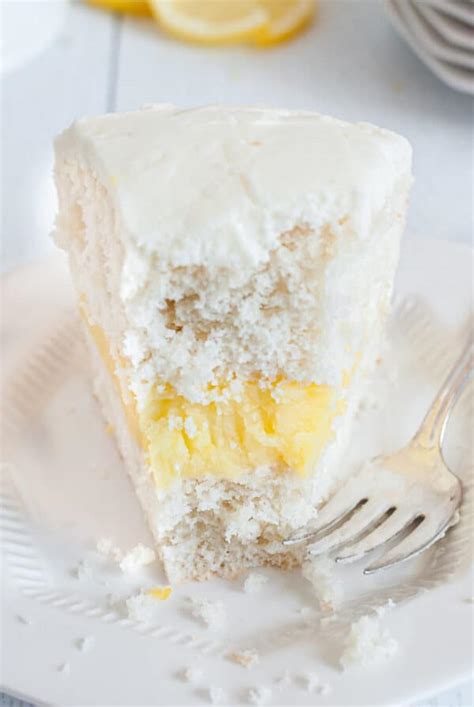white-cake-with-lemon-filling-and-lemon-cream-cheese image