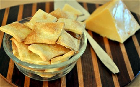 olive-oil-crackers-baking-bites image