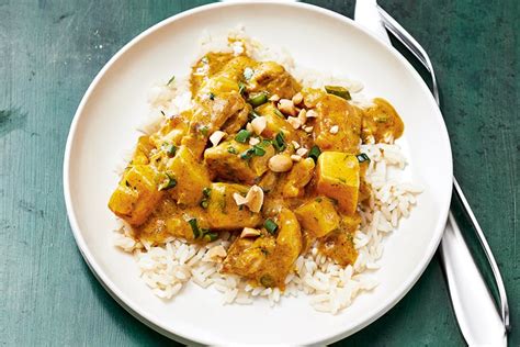 slow-cooker-peanut-chicken-curry-canadian-living image
