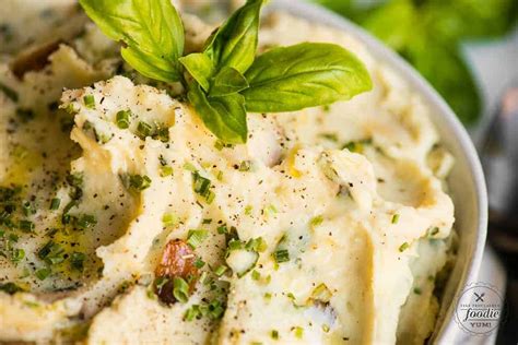 garlic-herb-mashed-potatoes-recipe-self-proclaimed image