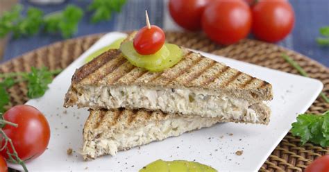 healthy-tuna-salad-sandwich-dairy-free-low-fat image