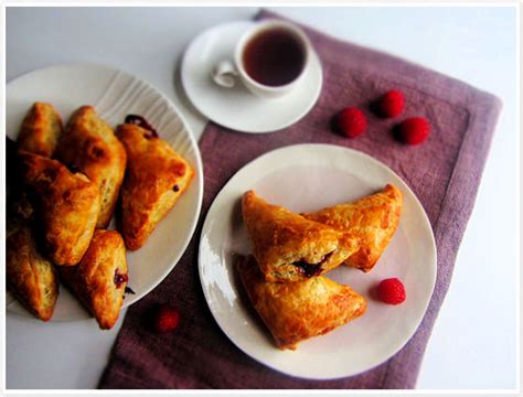 chocolate-raspberry-turnovers-flying-fourchette image