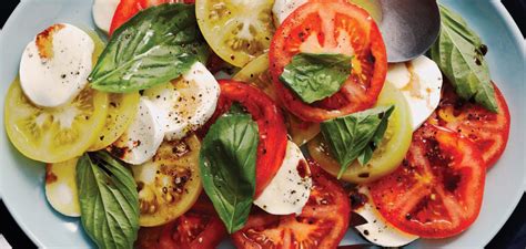 tomato-bocconcini-salad-with-balsamic-glaze-sobeys image