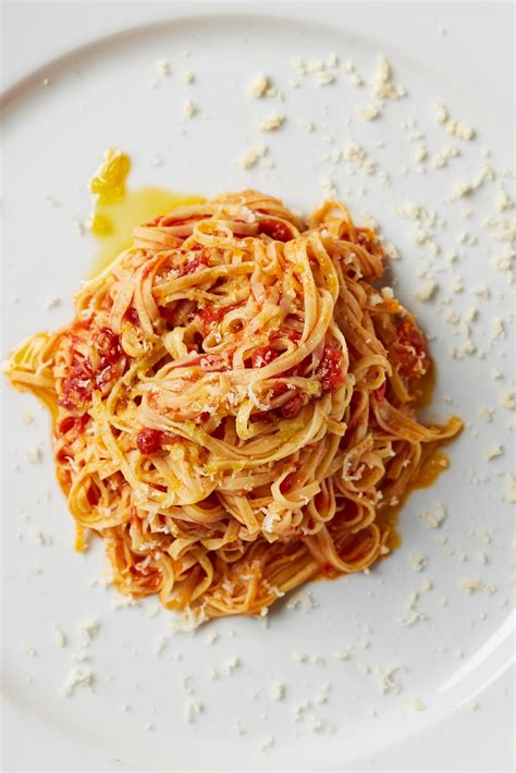 tagliarini-with-tomato-sauce-recipe-great-british-chefs image