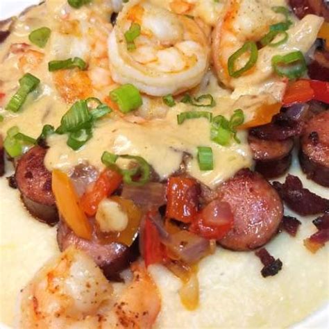 shrimp-and-grits-sparkles-of-yum image