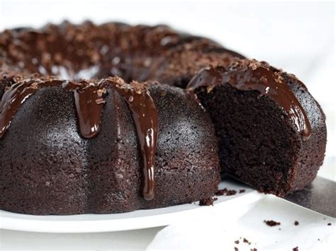 nanas-devils-food-cake-seasons-and-suppers image