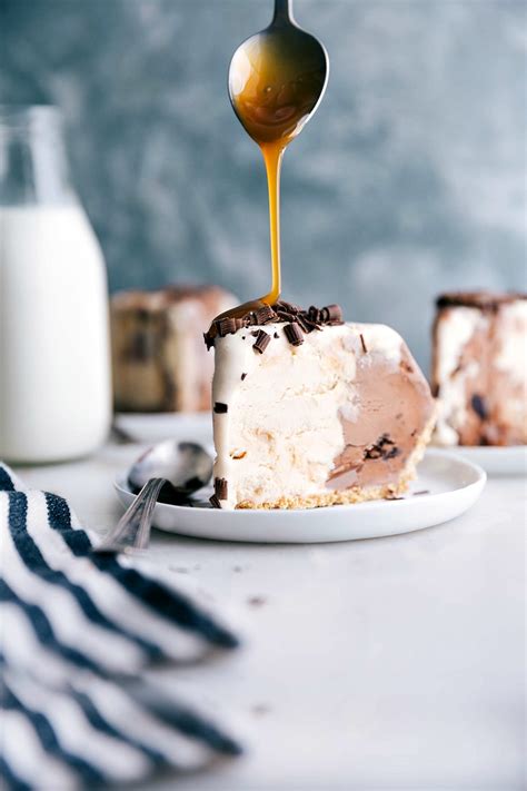 ice-cream-pie-3-ingredients-chelseas-messy-apron image
