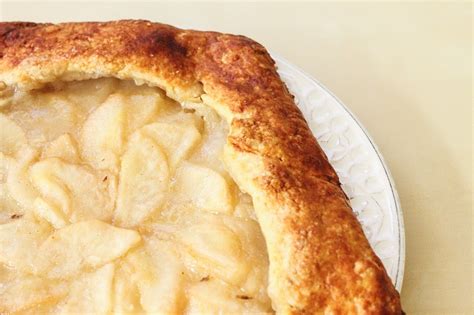 what-is-a-galette-the-french-pastry-you-need-to-try image