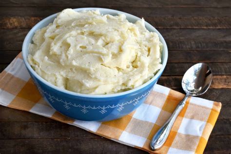 freezer-mashed-potatoes-southern-plate image