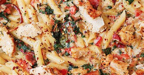 bacon-chicken-pasta-tomato-spinach-recipe-all-created image