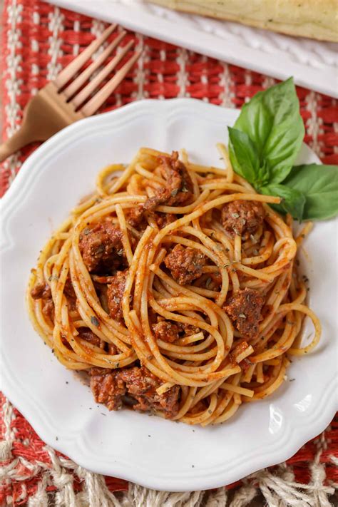 kid-friendly-spaghetti-recipe-with-homemade-sauce image