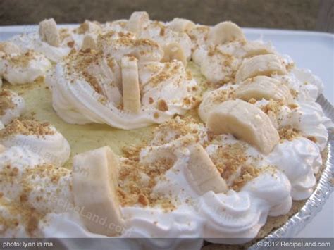 easy-and-yummy-banana-cream-pie image