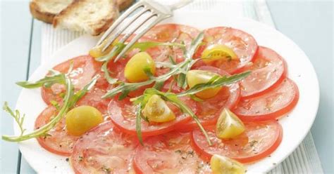 10-best-sliced-tomatoes-with-sugar-recipes-yummly image
