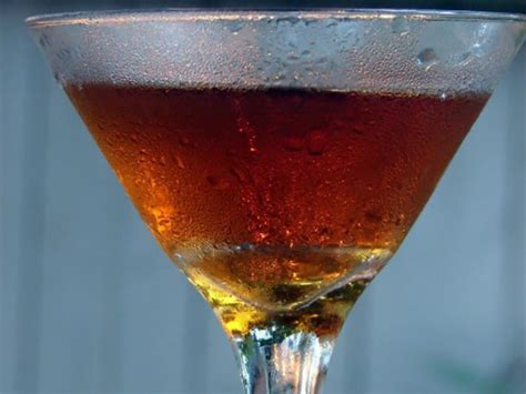 manhattan-cocktails-recipe-for-a-crowd image