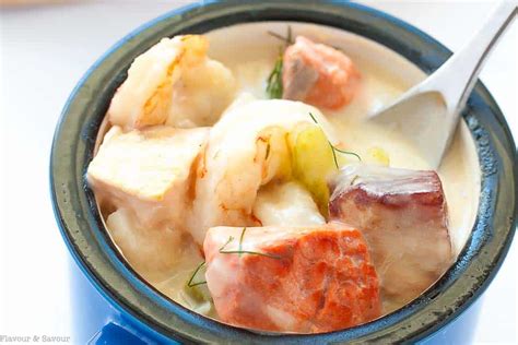 how-to-make-prize-winning-seafood-chowder-flavour image