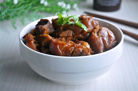thai-styled-stewed-pork-leg-泰式焖猪脚-eat-what image
