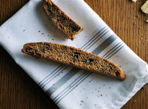gingerbread-biscotti-with-ginger-chocolate-bark image