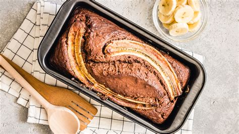 16-banana-bread-recipes-to-make-you-a-chrissy image