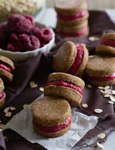 no-bake-oatmeal-raspberry-sandwich-cookies image