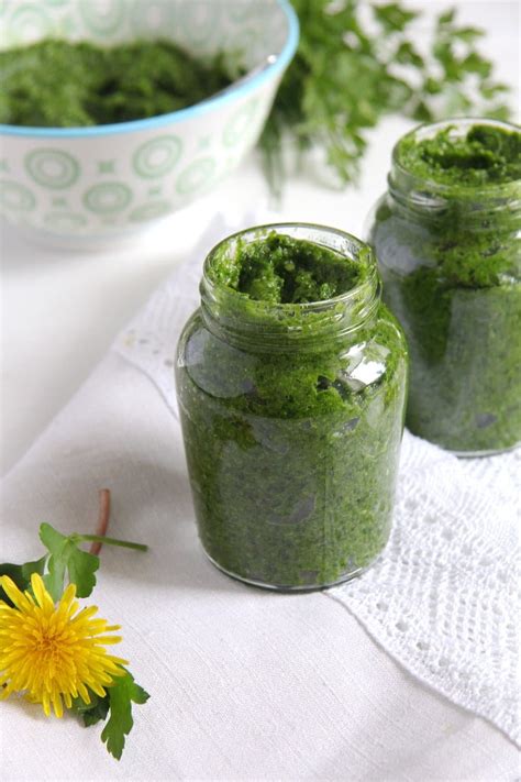 herb-paste-with-parsley-how-to-preserve-parsley image