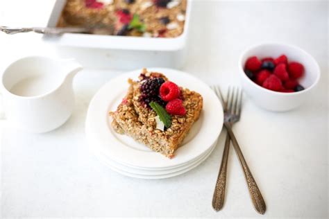 berry-baked-oatmeal-gluten-free-jessica-eats-real-food image