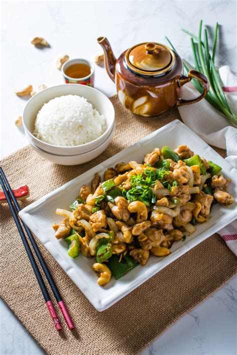 restaurant-style-cashew-chicken-wok-skillet image