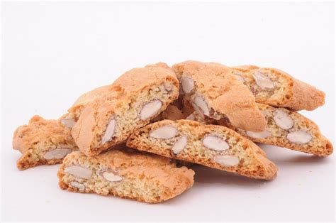 cantucci-italian-almond-cookies-recipe-uncut image