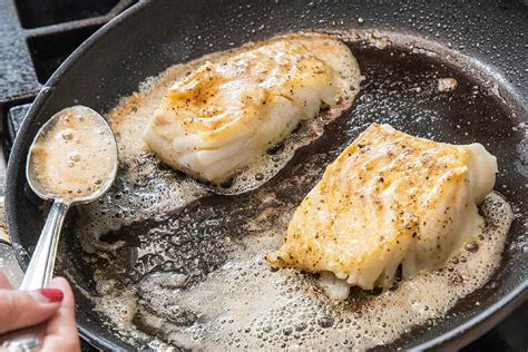 butter-basted-fish-with-garlic-and-thyme-leites-culinaria image