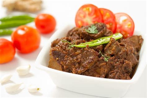 bhuna-gosht-pan-fried-meat-in-aromatic-spices image