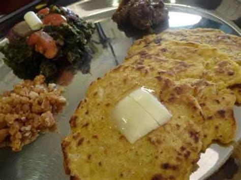 makki-ki-roti-punjabi-corn-flour-bread-indian image