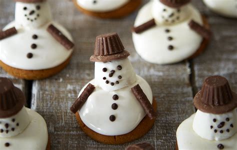 no-bake-marshmallow-snowmen-american image