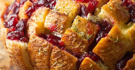 cranberry-brie-pull-apart-bread-12-tomatoes image