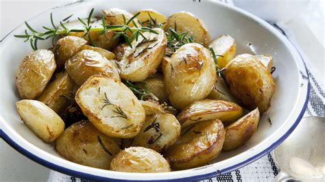 roasted-potatoes-for-shabbat-my-jewish-learning image