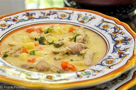 waterzoo-de-poulet-chicken-and-vegetables-in-cream image