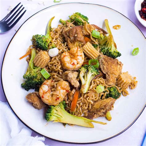 turn-ramen-into-a-full-meal-with-this-shrimp-eggs-veggie image