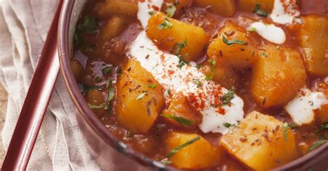 hungarian-potato-and-paprika-stew-recipe-eat image