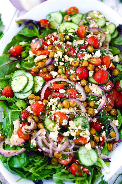 zaatar-roasted-chickpea-salad-bowl-of-delicious image